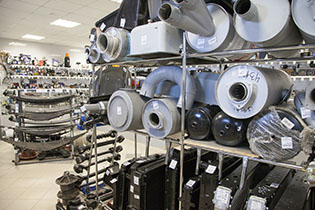 Наличие крупногабаритных запчастей